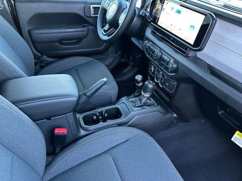 New 2026 Jeep Gladiator Sport image 16