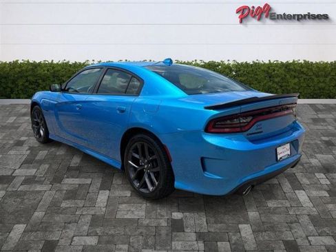 Used 2023 Dodge Charger R/T w/ Blacktop Package RWD image 2