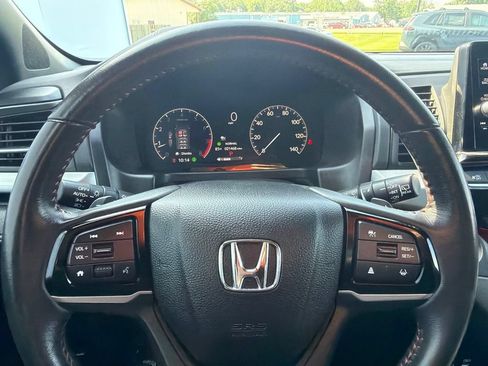 Used 2025 Honda Odyssey Sport-L image 15