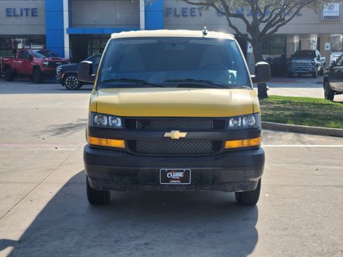 New 2025 Chevrolet Express 2500 image 9