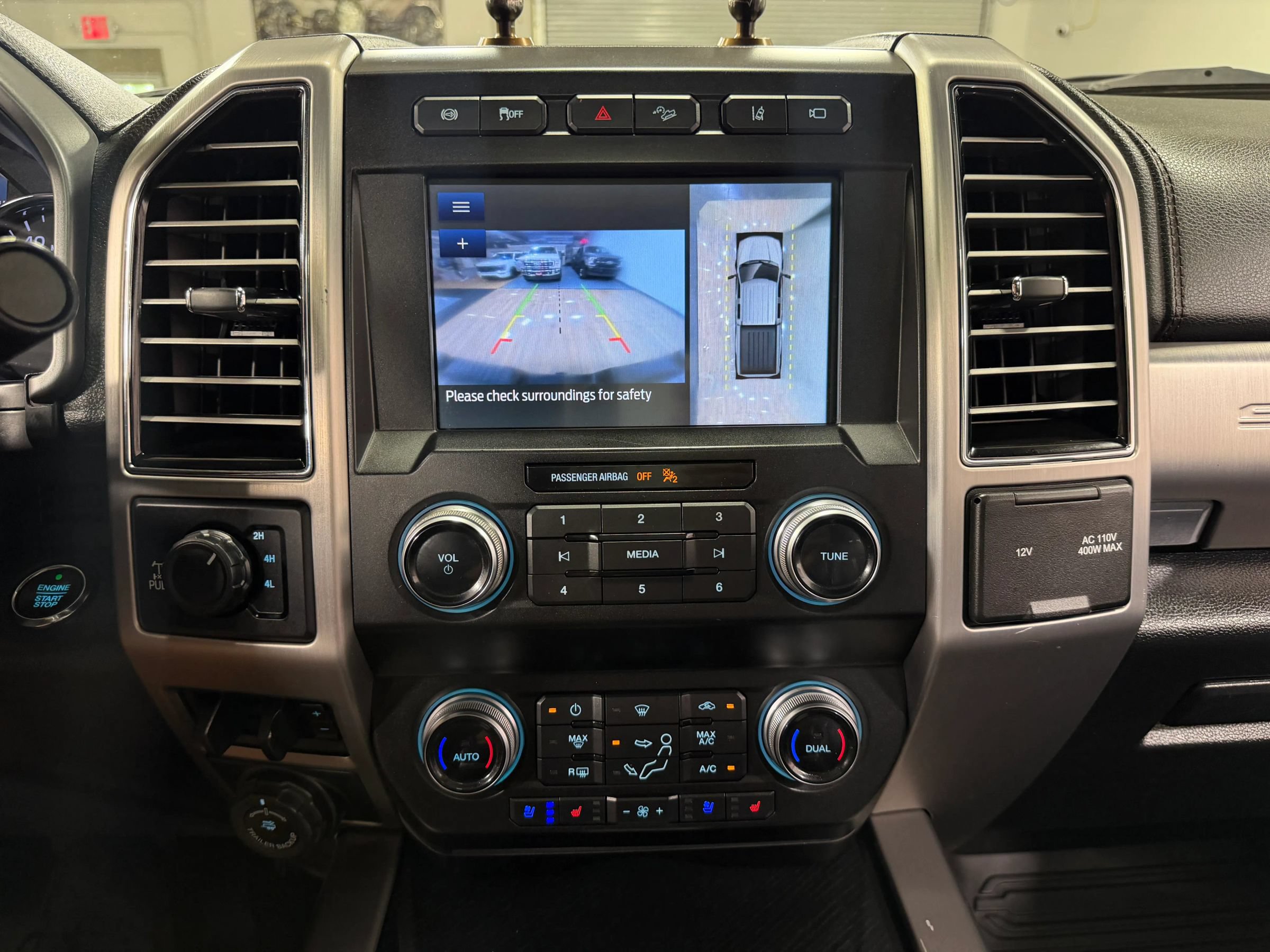 Used 2020 Ford F350 Platinum AWD/4WD image 23