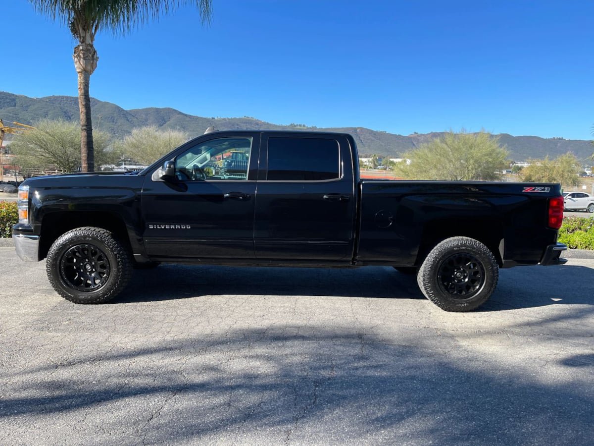 Used 2015 Chevrolet Silverado 1500 LT AWD/4WD image 6