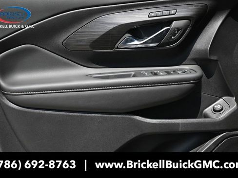 New 2024 GMC Terrain SLT w/ Elevation Edition image 25