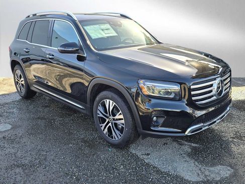 Used 2024 Mercedes-Benz GLB 250 4MATIC image 8