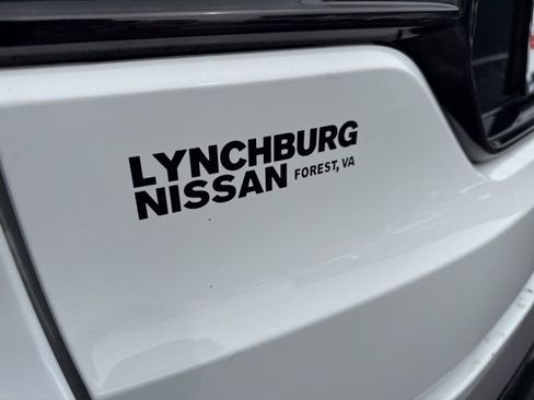 Used 2024 Jeep Grand Wagoneer L Series II w/ Quick Order Packagew 28T image 11