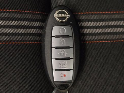 Used 2024 Nissan Altima 2.5 SR image 32