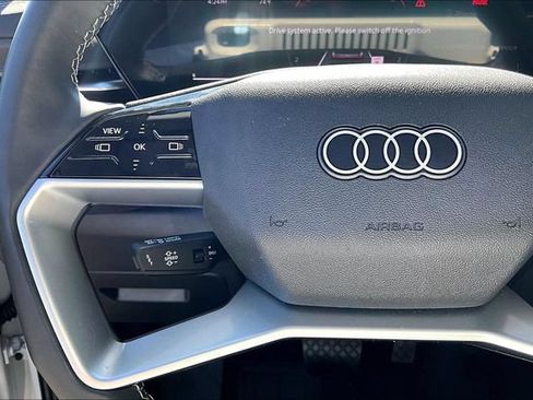 Used 2025 Audi Q5 Premium w/ Convenience Package AWD/4WD image 11
