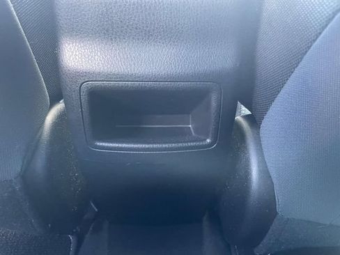 Used 2019 Toyota Corolla LE FWD image 10