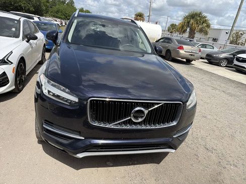 Used 2017 Volvo XC90 T6 Momentum w/ Vision Package image 2