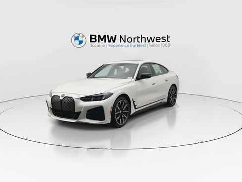 New 2025 BMW i4 xDrive40i w/ M Sport Package image 9