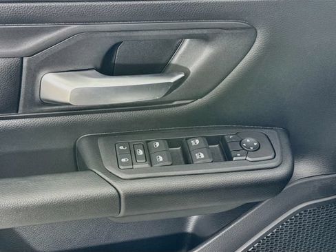 New 2026 RAM 1500 Express AWD/4WD image 17