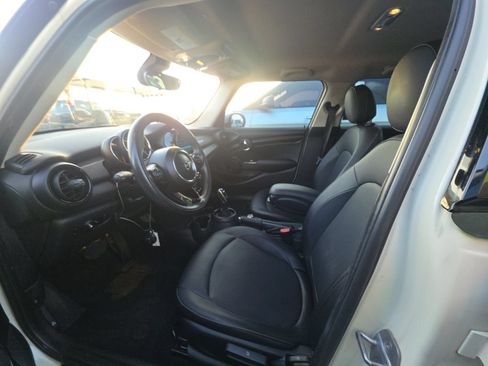 Used 2020 MINI Cooper 4-Door Hardtop FWD image 5