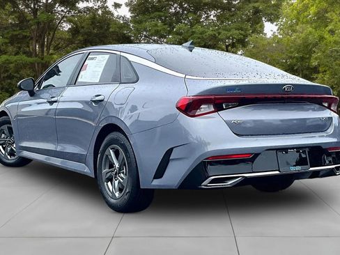 Used 2021 Kia K5 LXS FWD image 12