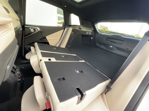 New 2026 BMW X3 xDrive30 w/ Premium Package image 31