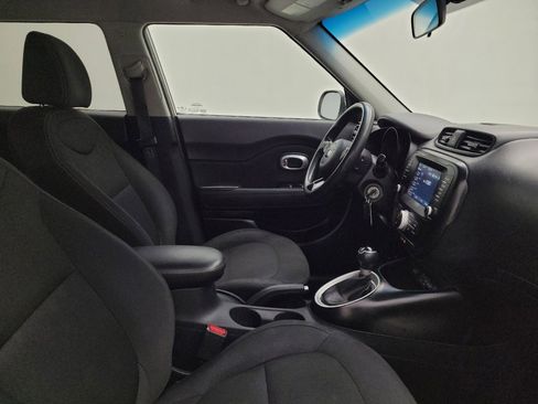 Used 2019 Kia Soul w/ Convenience Package image 21