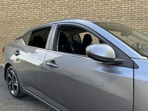 Used 2024 Nissan Sentra SV FWD image 6