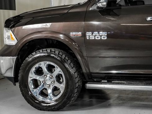 Used 2017 RAM 1500 Laramie w/ Convenience Group AWD/4WD image 12