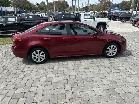 Used 2024 Toyota Corolla LE FWD image 14