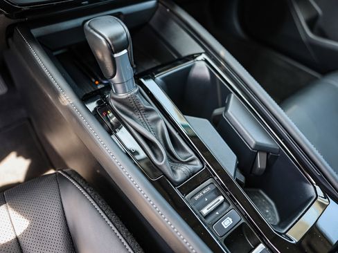 Certified 2023 Honda Accord Touring image 14