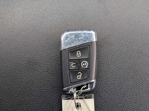 Used 2021 Volkswagen Atlas Cross Sport SEL AWD/4WD image 35