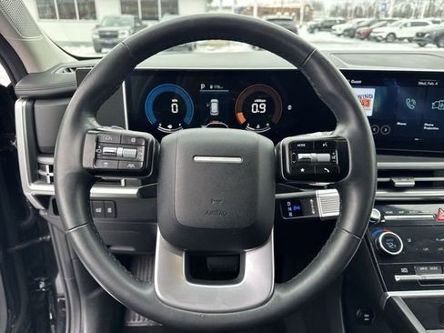 Used 2025 Hyundai Santa Fe SEL image 16