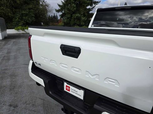 Certified 2025 Toyota Tacoma SR5 image 15