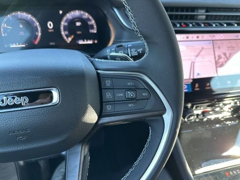 New 2025 Jeep Grand Cherokee Limited AWD/4WD image 24