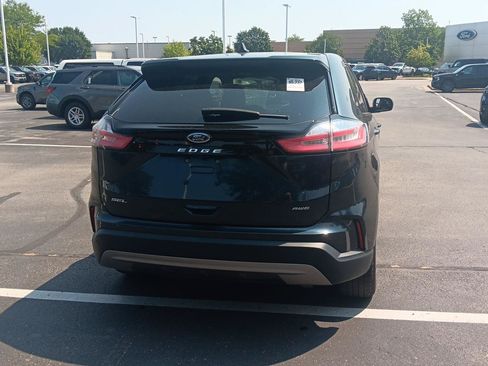 Used 2024 Ford Edge SEL w/ Convenience Package AWD/4WD image 6