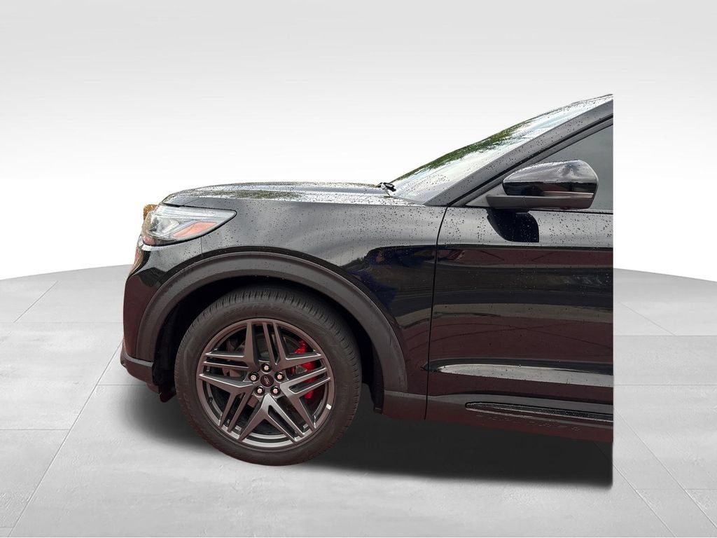 Used 2025 Ford Explorer ST AWD/4WD image 37