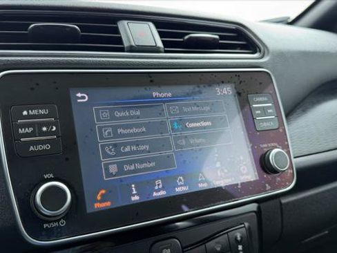 Used 2020 Nissan Leaf SV w/ SV Technology Package FWD image 31