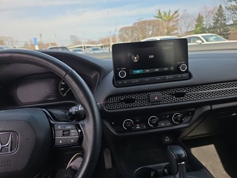 Used 2025 Honda HR-V Sport image 19