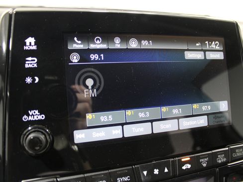 Used 2019 Honda Odyssey Elite image 14