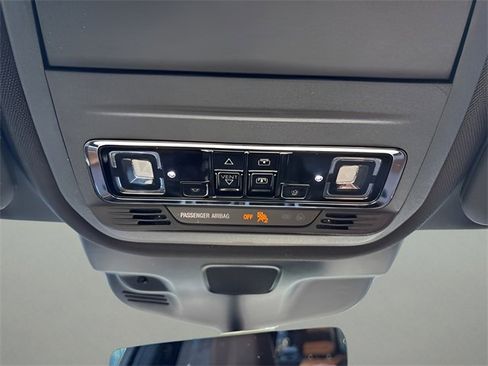 Used 2023 Lincoln Aviator Reserve image 13