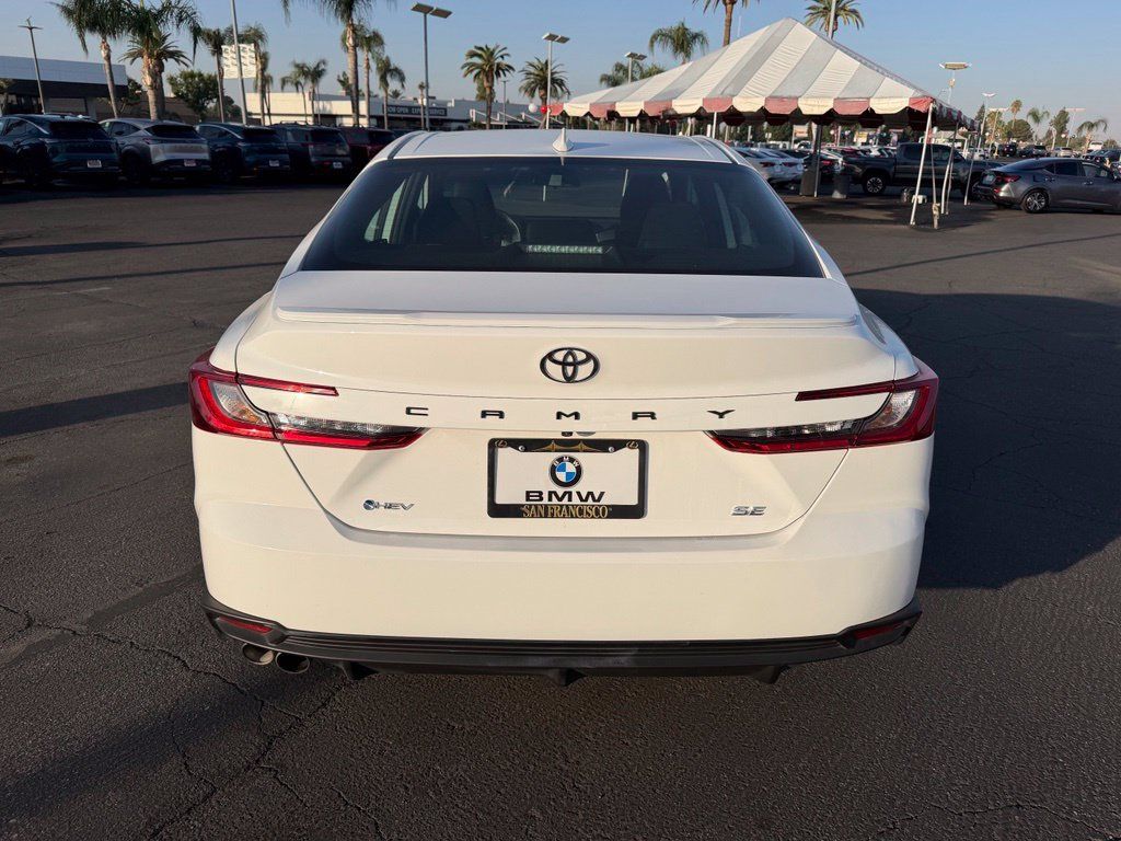 Used 2025 Toyota Camry SE FWD image 3