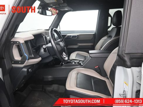 Used 2022 Ford Bronco Wildtrak AWD/4WD image 9