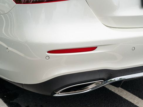 Used 2021 Mercedes-Benz E 350 Sedan image 21