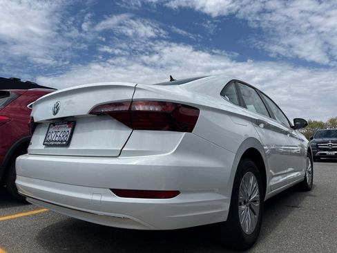 Used 2020 Volkswagen Jetta S w/ Driver Assistance Package FWD image 5