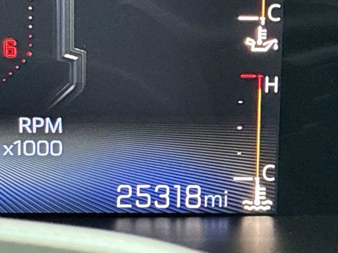 Used 2023 Chevrolet Colorado Z71 w/ Z71 Convenience Package 2 image 12