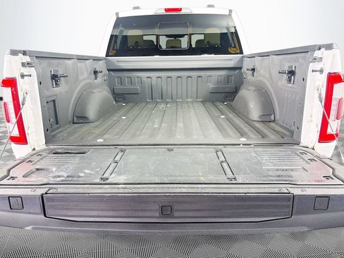 Used 2022 Ford F150 Lariat w/ Bed Utility Package AWD/4WD image 25