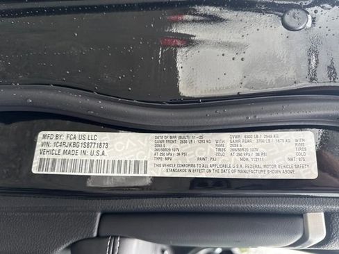 New 2025 Jeep Grand Cherokee L Limited image 17