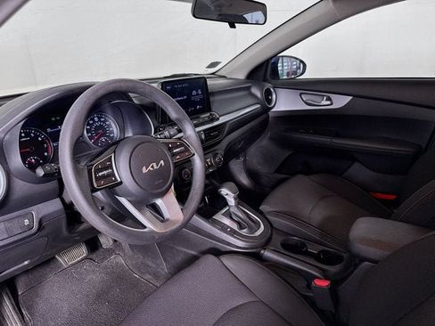 Certified 2023 Kia Forte LXS FWD image 9