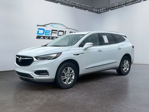 Used 2021 Buick Enclave Essence image 7