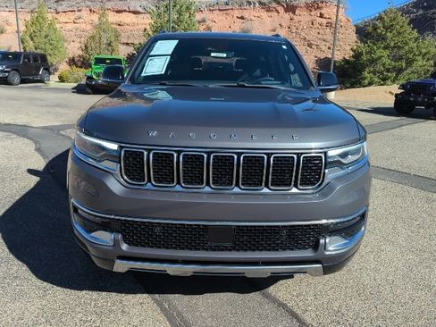 Certified 2023 Jeep Wagoneer Series III w/ Preferred Equipment Group AWD/4WD image 2