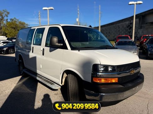 Used 2023 Chevrolet Express 2500 w/ Driver Convenience Package RWD image 8