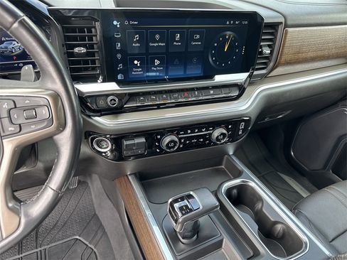 Used 2022 Chevrolet Silverado 1500 High Country w/ High Country Premium Package image 28