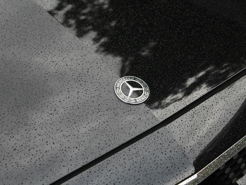 Used 2018 Mercedes-Benz E 400 4MATIC Sedan image 47