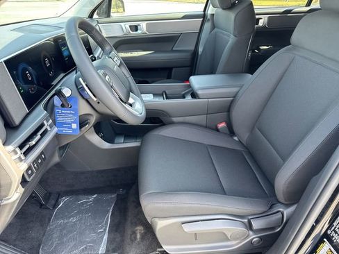 New 2026 Hyundai Santa Fe SE FWD image 9