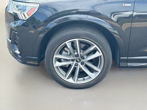 Used 2023 Audi Q3 2.0T Premium w/ Black Optic Sport Package AWD/4WD image 35