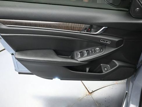 Certified 2022 Honda Accord Touring image 25