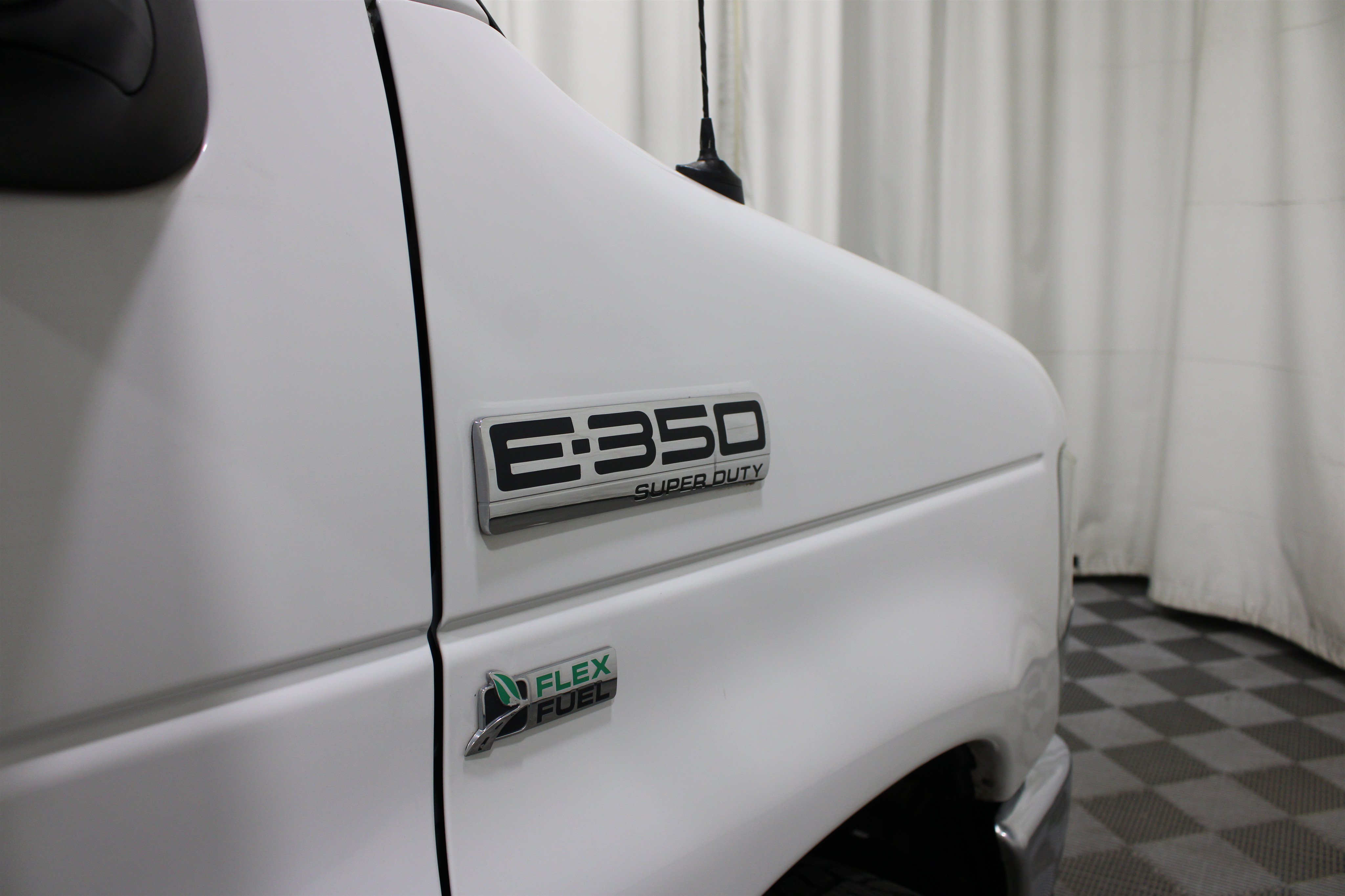 Used 2012 Ford E-350 and Econoline 350 Super Duty w/ PWR Locks & Windows Group RWD image 16